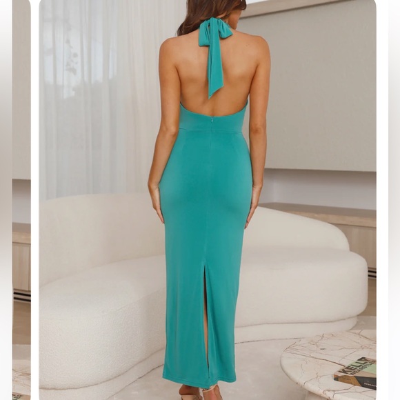 NWT Hello Molly MIXING IT UP HALTER MAXI DRESS GREEN - Picture 5 of 7